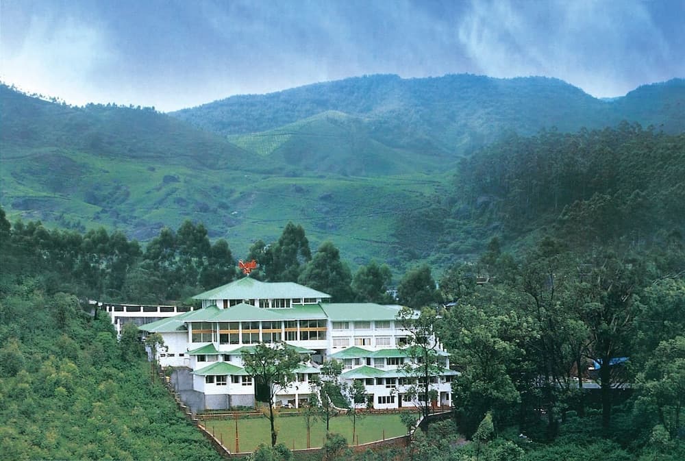 T And U Leisure Hotel
