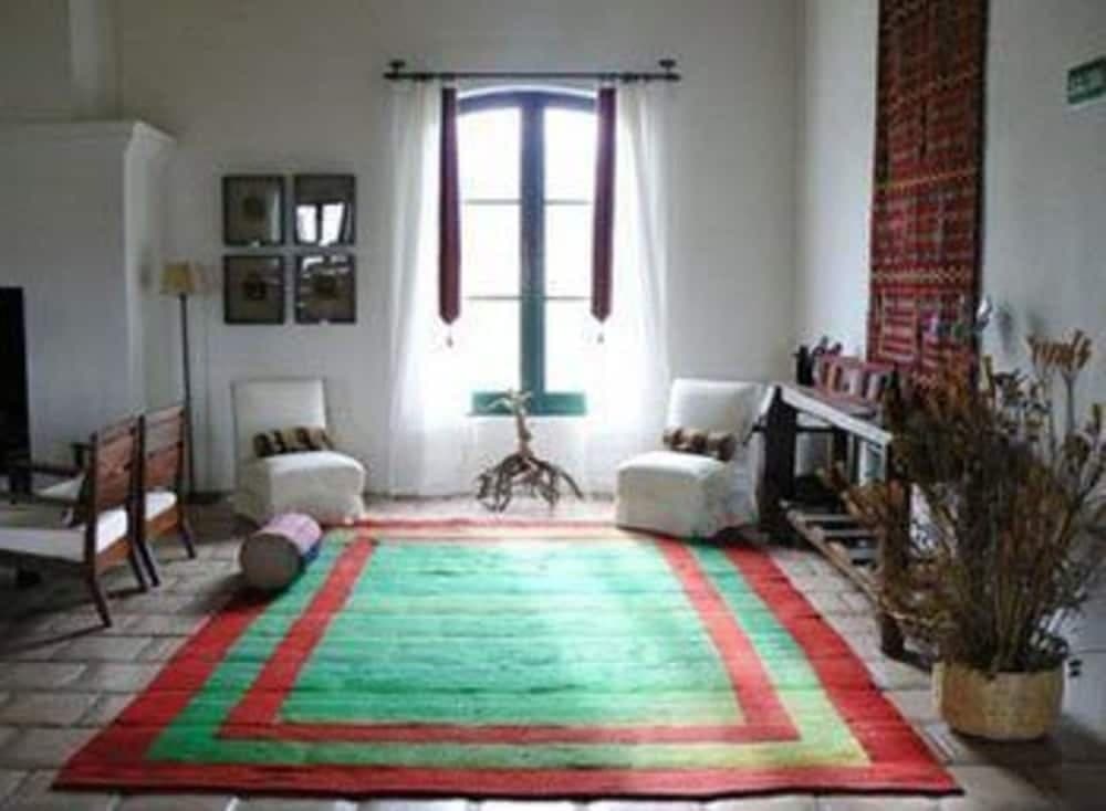 Lobi oturma alanı