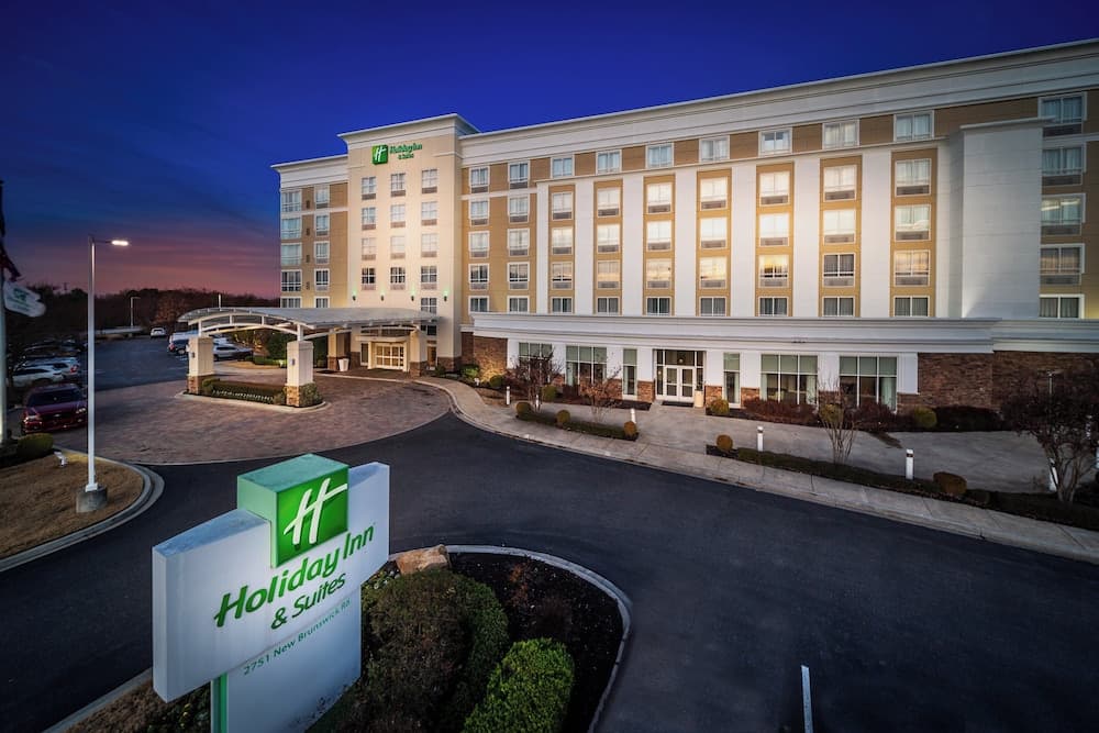 Holiday Inn Hotel & Suites Memphis - Wolfchase Galleria by IHG