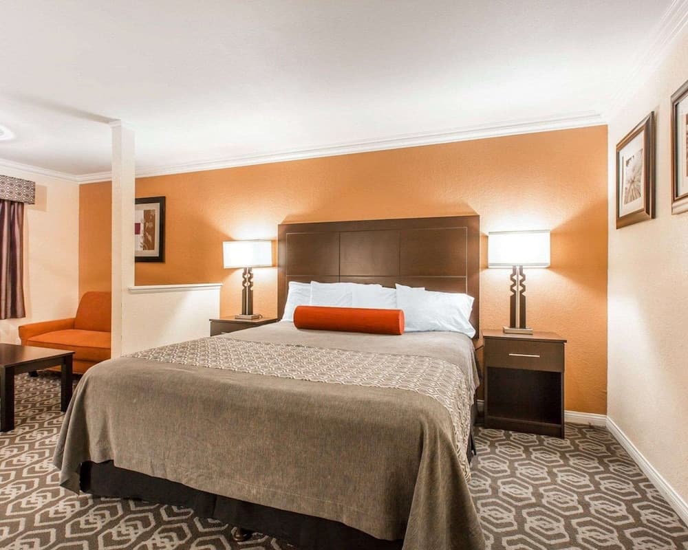 Rodeway Inn & Suites Colton - Riverside