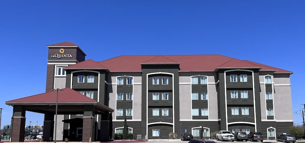 La Quinta Inn & Suites by Wyndham Brownwood
