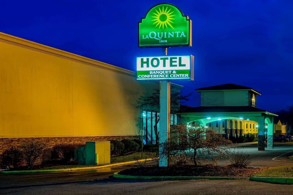 La Quinta Inn by Wyndham West Long Branch/NJ Shore Area