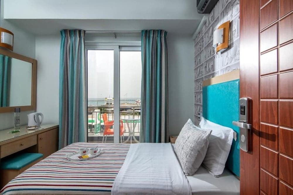 Life Hotel