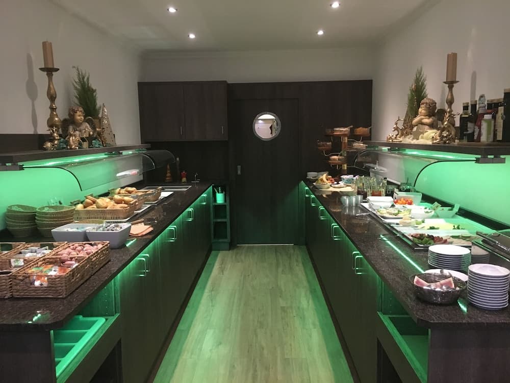 Açık büfe kahvaltı