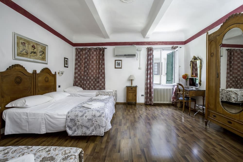 Piccolo Hotel