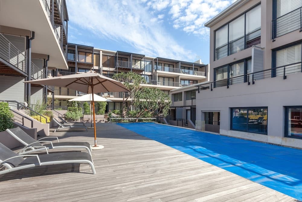 Adderley Terraces J10 by CTHA