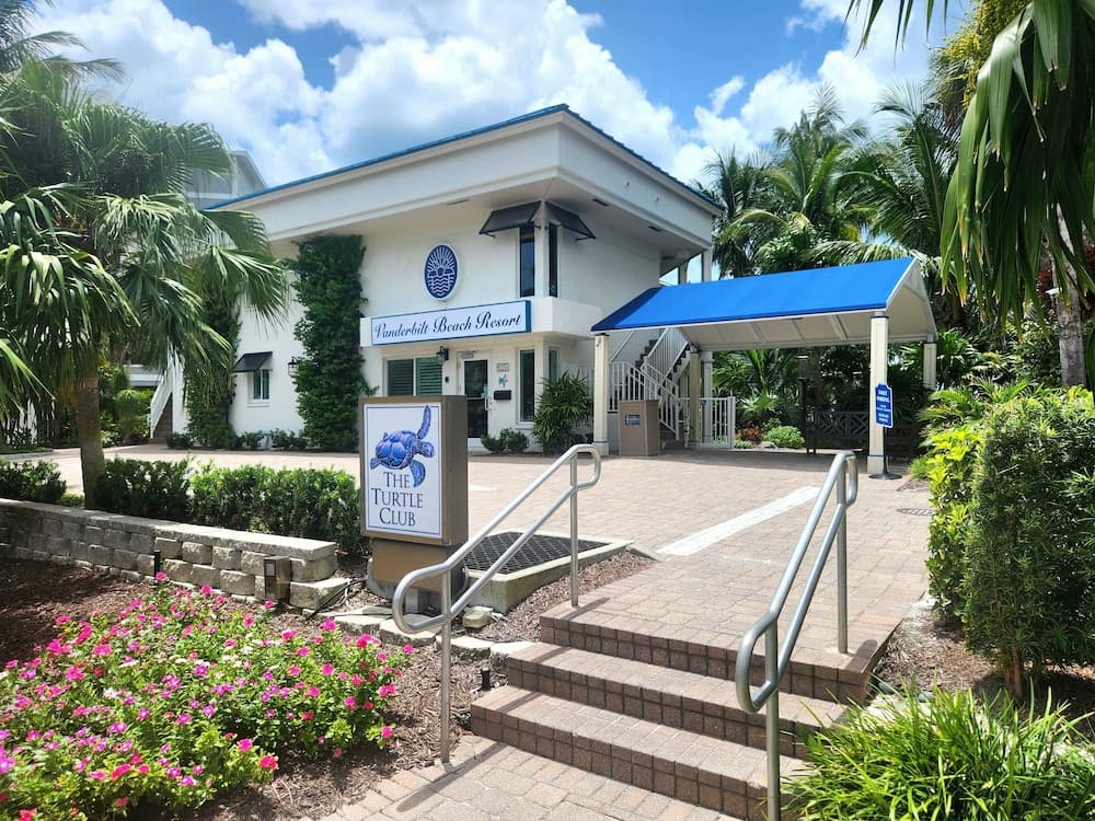 Vanderbilt Beach Resort