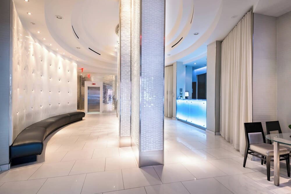 Lobi dinlenme salonu