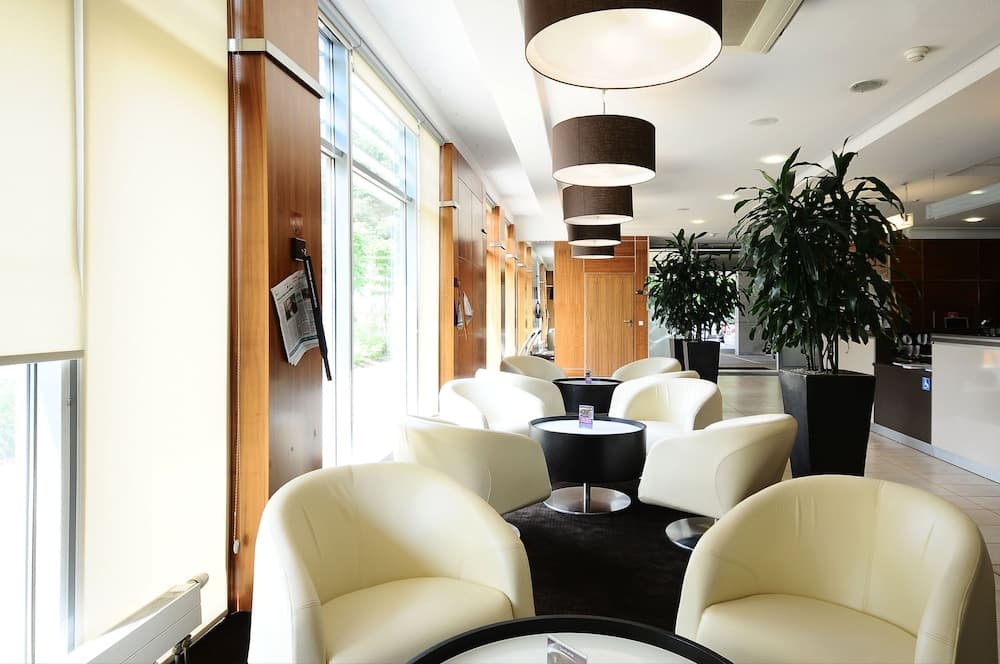 Lobi dinlenme salonu