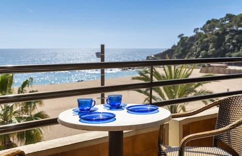 Almirall Apartaments