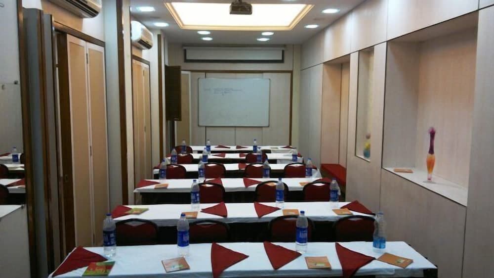 Toplantı salonu/imkânları