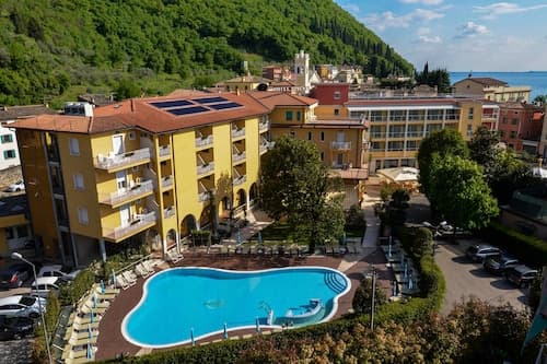 Hotel Bisesti