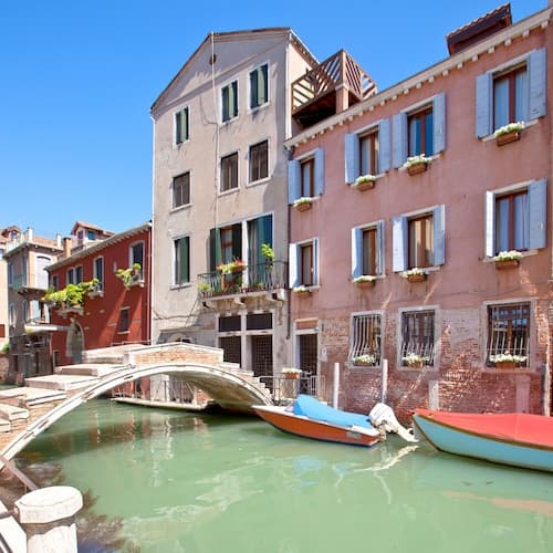 3749 Ponte Chiodo Guest House