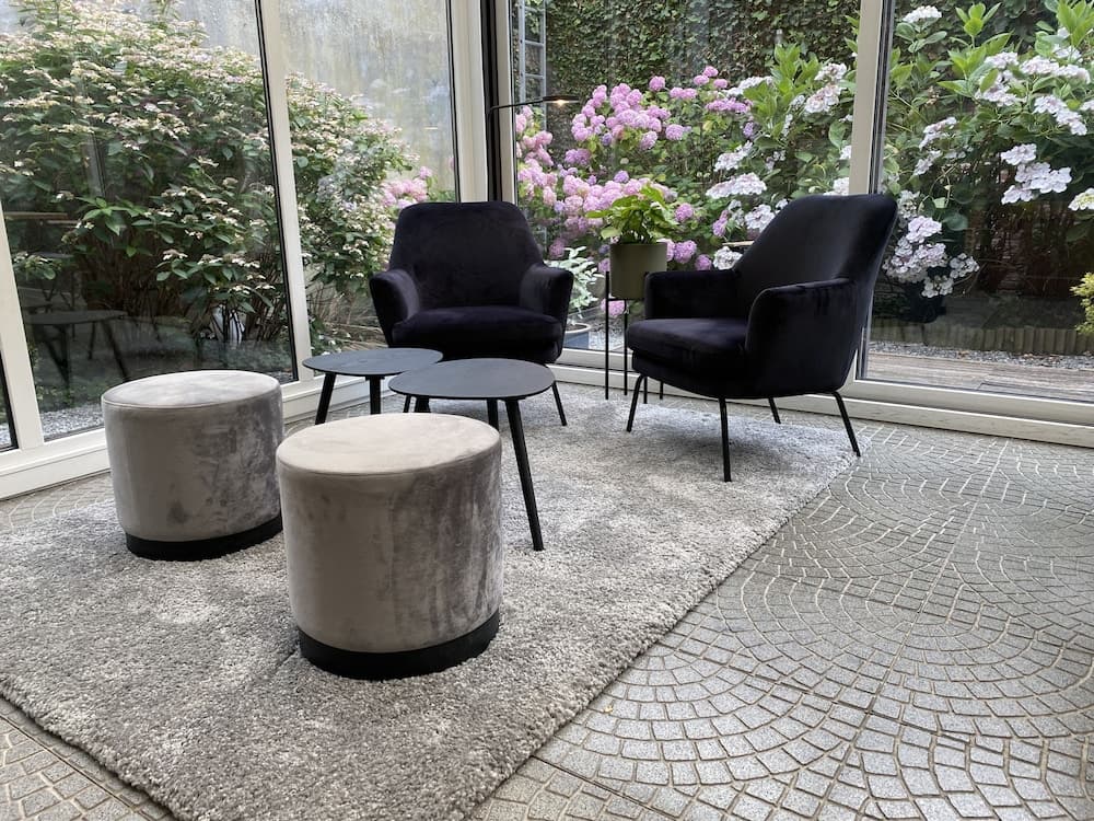 Lobi dinlenme salonu