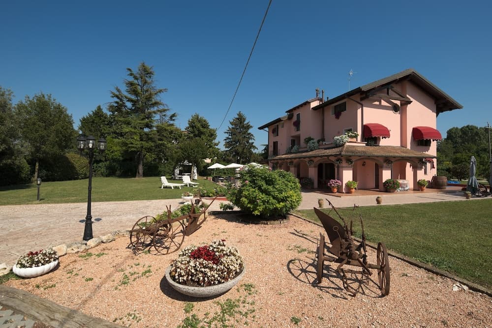 Villa ai Tigli Guest House