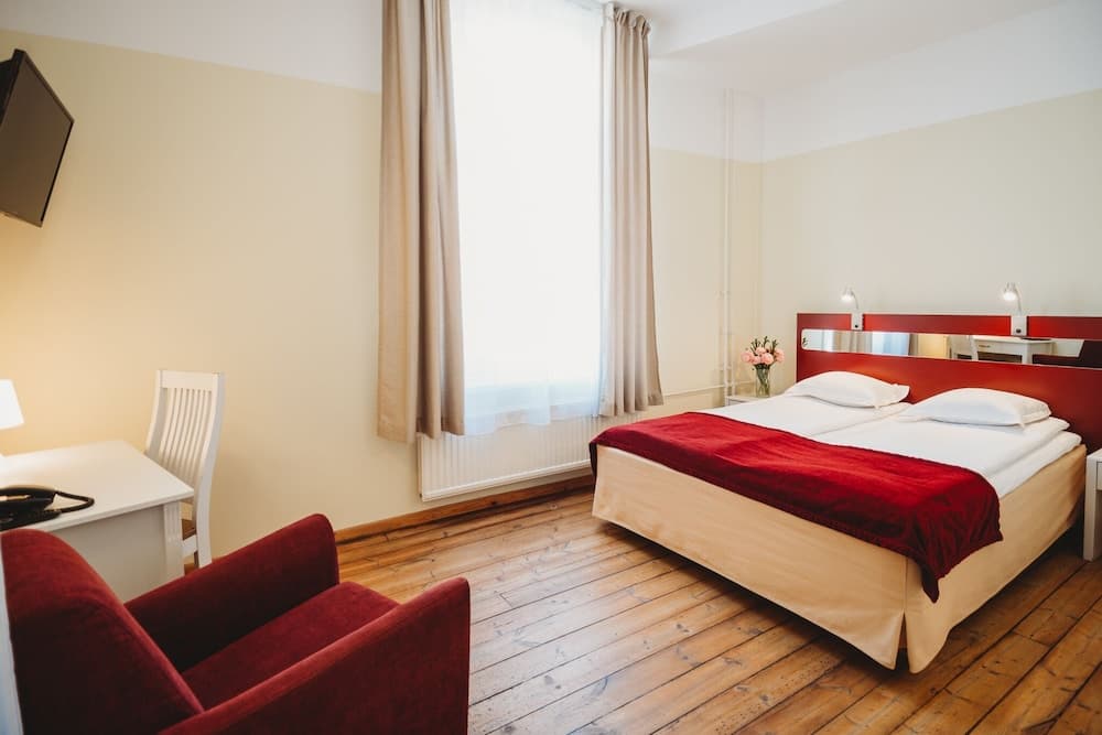 Economy Hotel