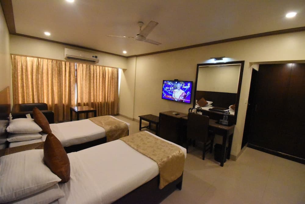 Kings International Juhu