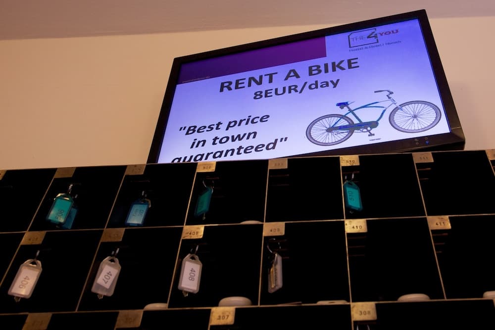 The 4 You Hostel & Hotel