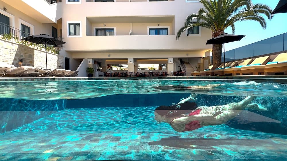 La Stella Suites
