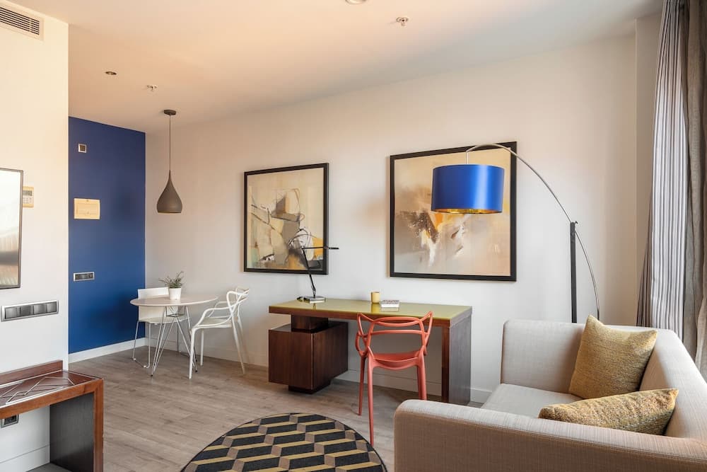 Naitly Barcelona Poblenou