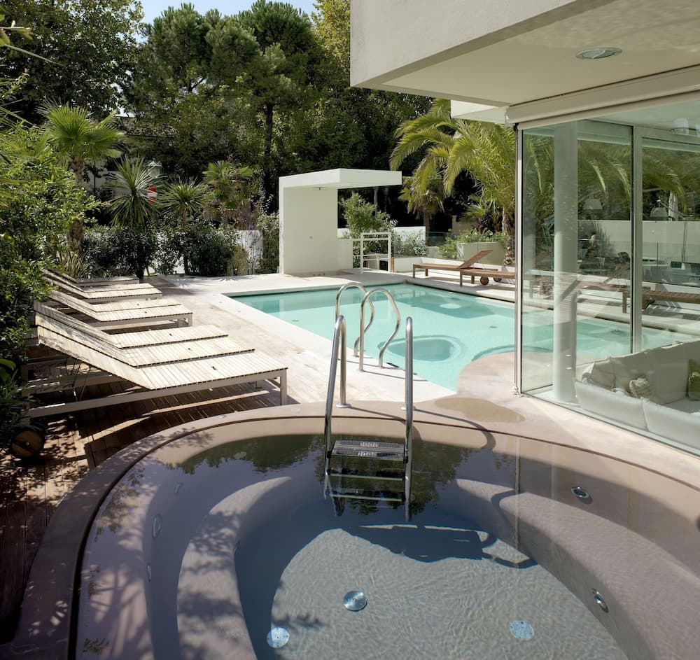 Hotel Select Suites & Spa / Apartments