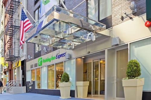 Holiday Inn Express New York City- Wall Street by IHG