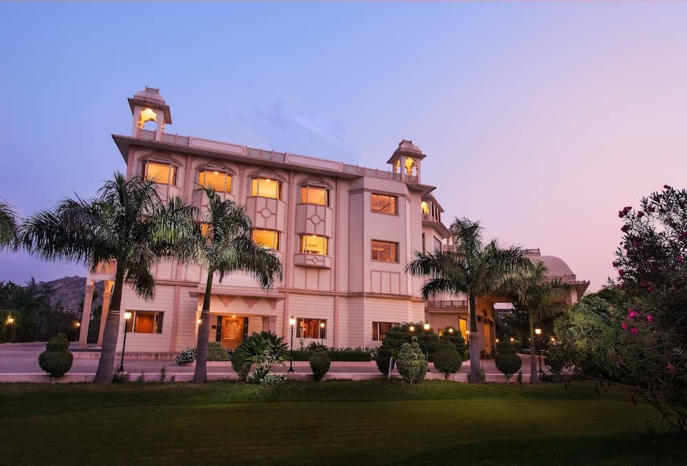 KK Royal Hotel & Convention Centre