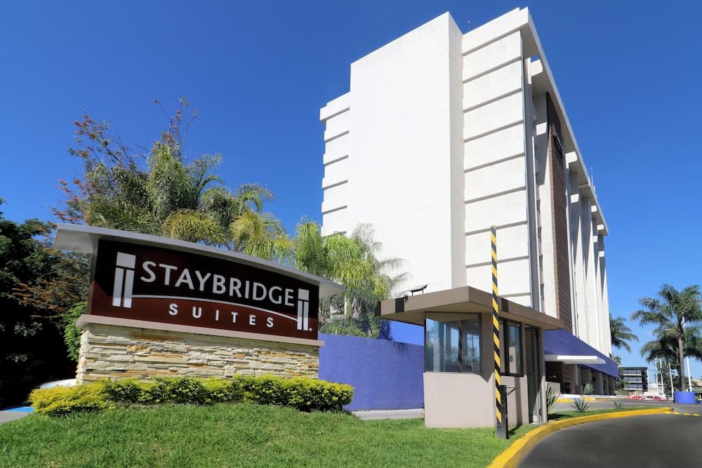 Staybridge Suites Guadalajara Expo by IHG