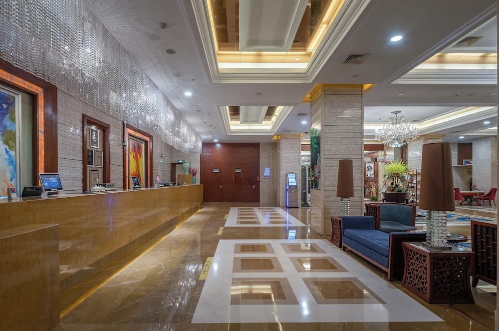 Chengdu Tianfu Sunshine Hotel