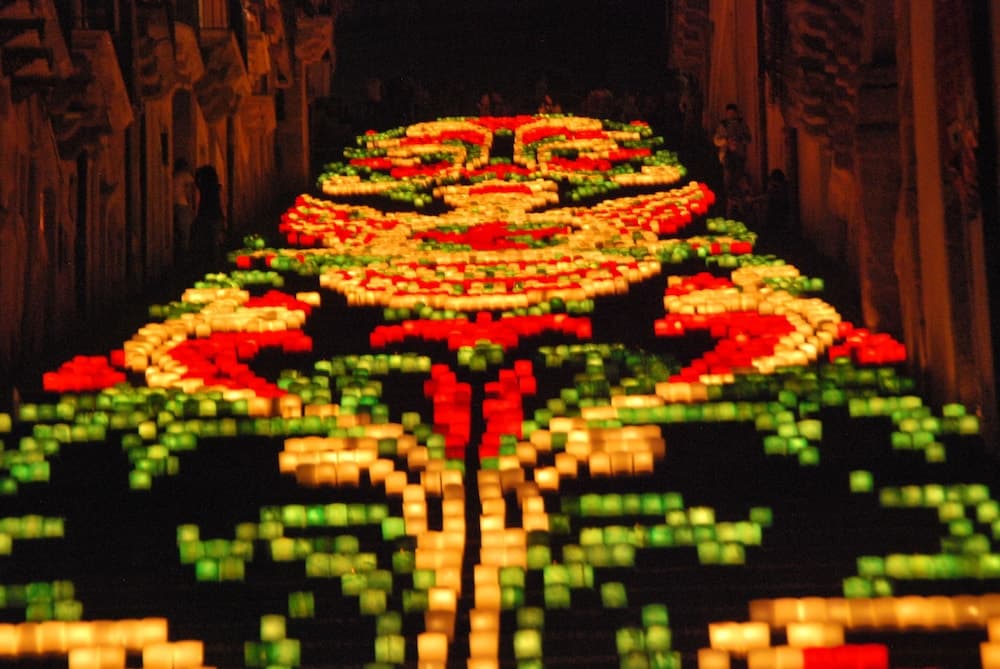 Casa Patronale Tipica Siciliana Home B&B TreMetriSoprailCielo camere con vista, colazione terrazzo panoramico