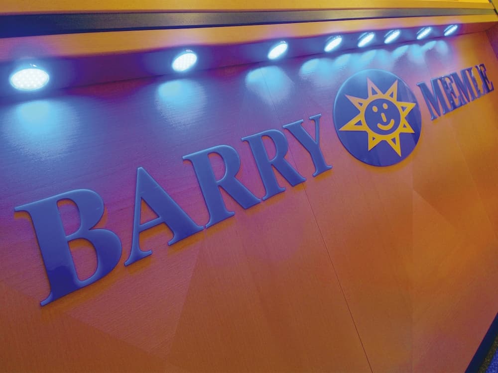 Giriş/çıkış büfesi