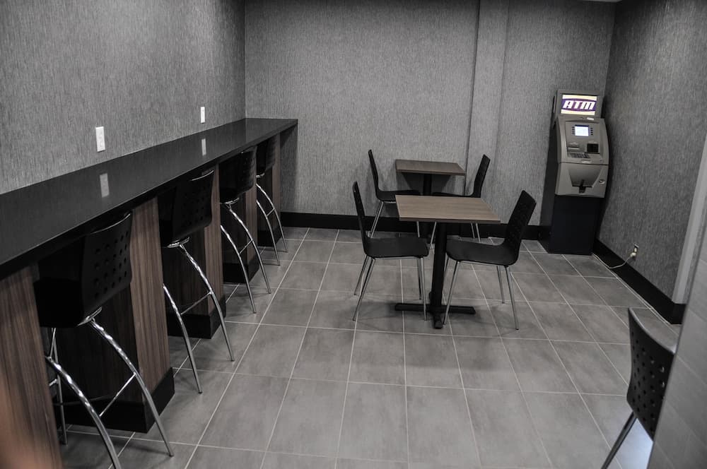 Giriş/çıkış büfesi