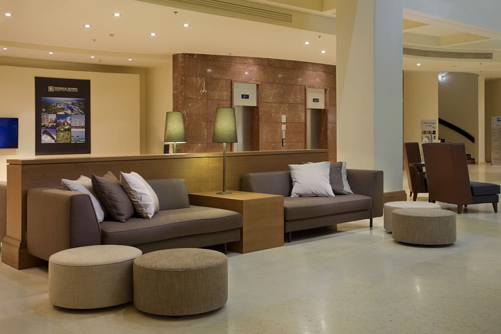 Lobi dinlenme salonu