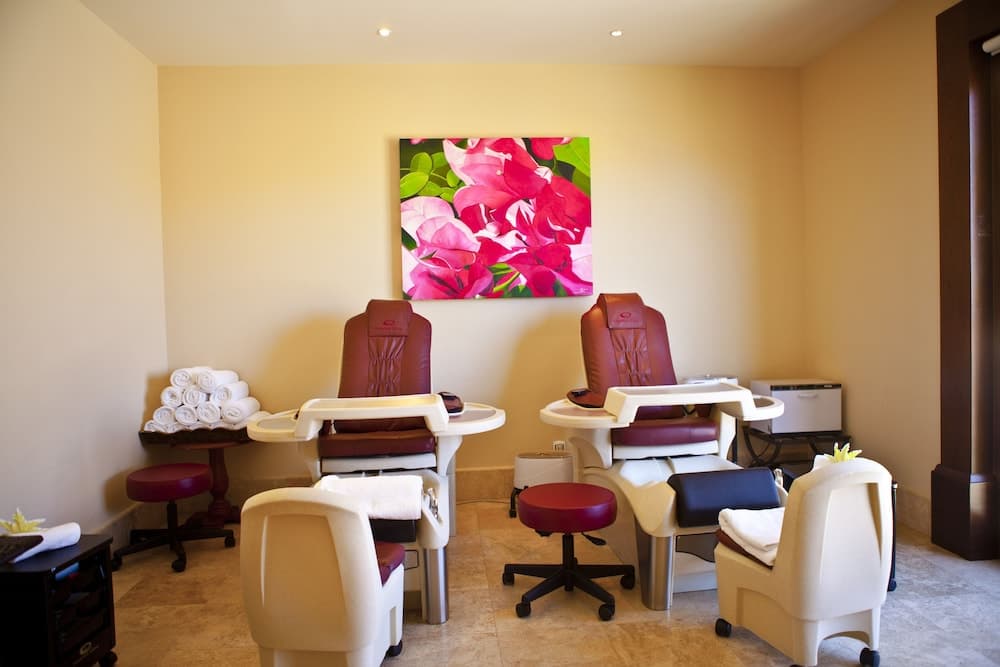 Manikür ve pedikür salonu