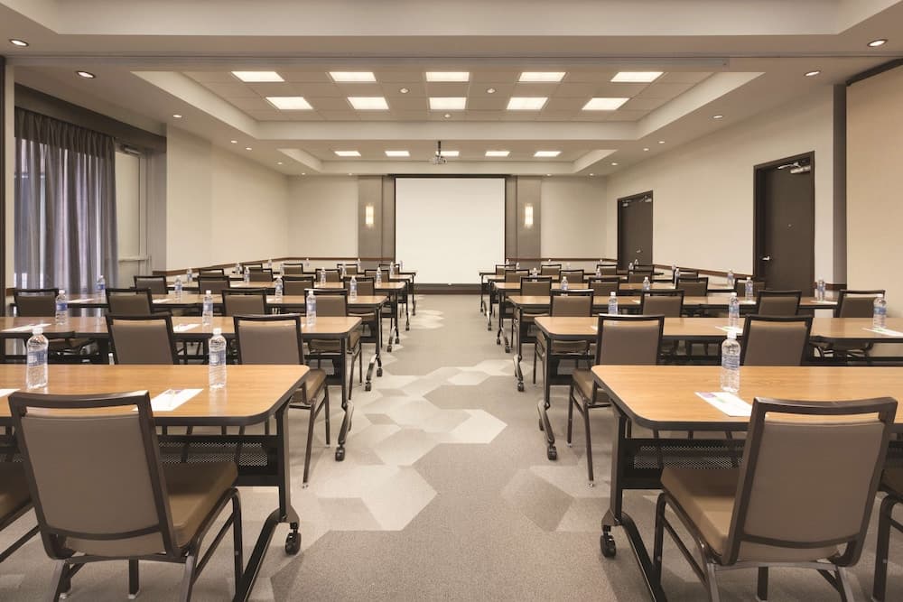 Toplantı salonu/imkânları