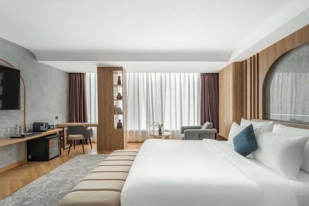 Kin Hotel Thai Van Lung