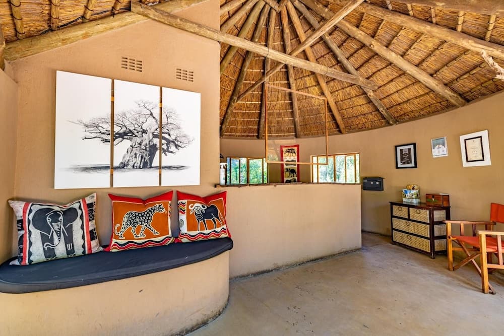 Umlani Bushcamp - Lodge