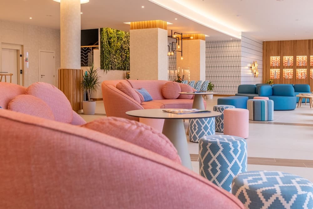 Lobi dinlenme salonu