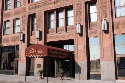 The Giacomo Niagara Falls NY, an Ascend Collection Hotel