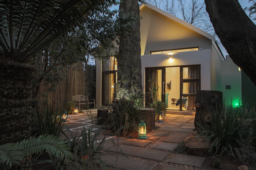 African Rock Hotel & Spa, a "Boutique Lifestyle Resort"