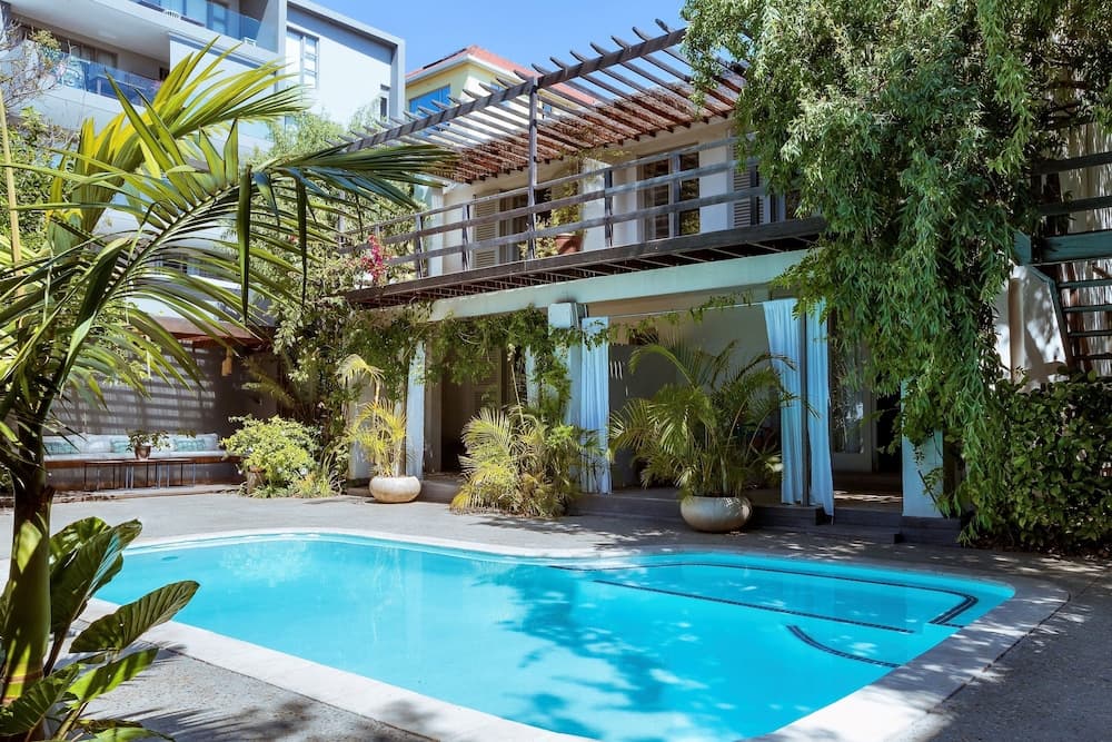 Cape Standard Guest House