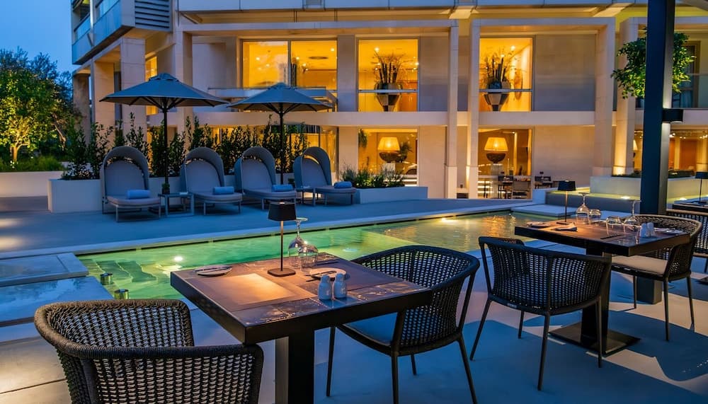 Divani Escape- Adults only