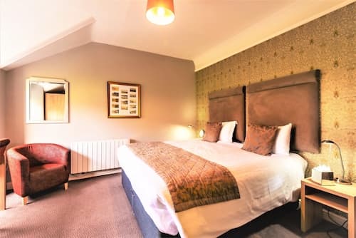 The Lamplighter Dining- Rooms