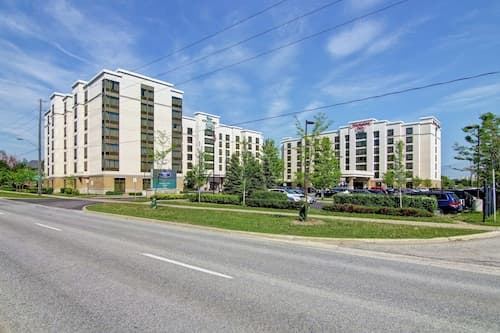 Homewood Suites by Hilton Toronto Airport Corporate Centre