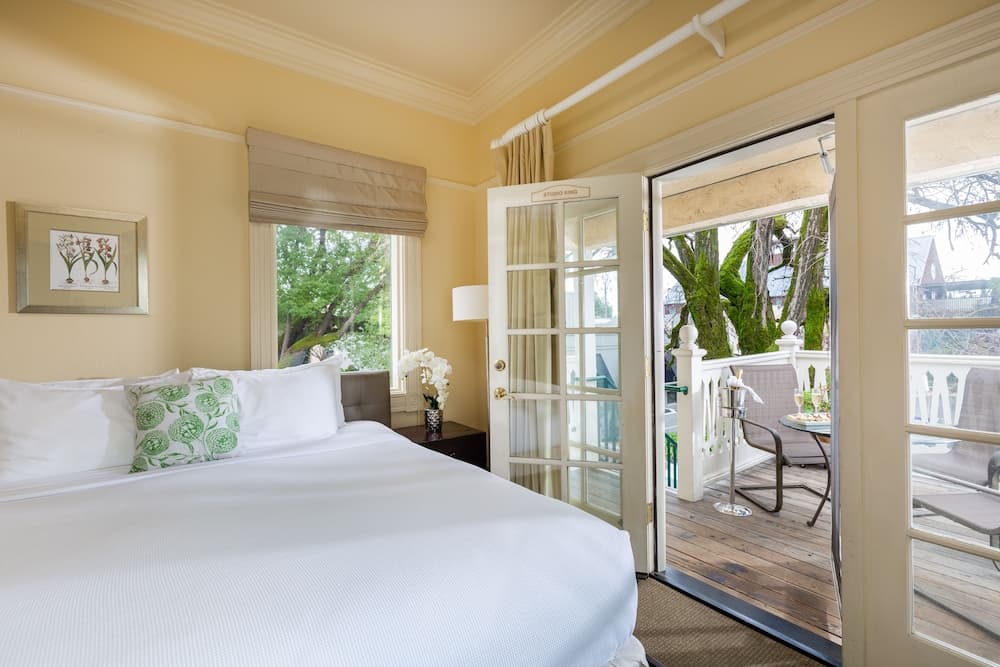 Healdsburg Inn on the Plaza, A Four Sisters Inn