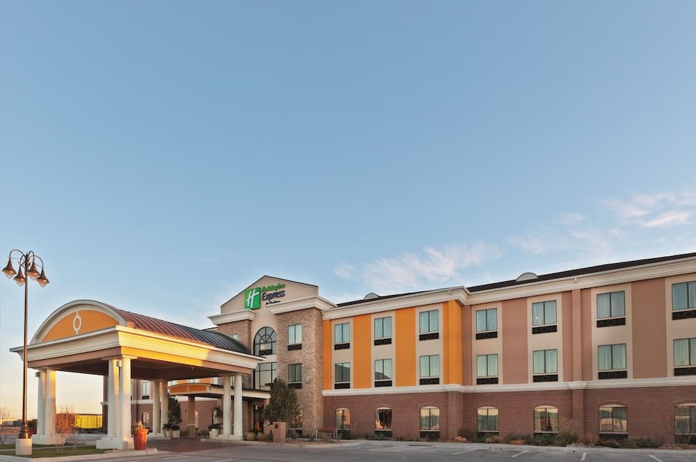 Holiday Inn Express Hotel Suites Lubbock Southwest-Wolfforth by IHG