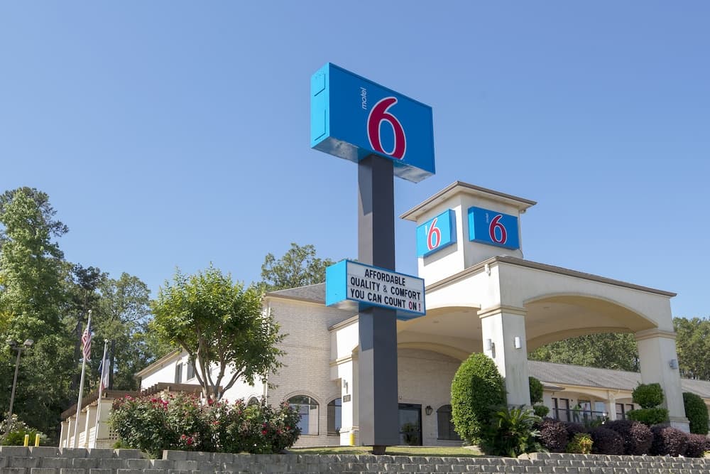 Motel 6 Tyler, TX