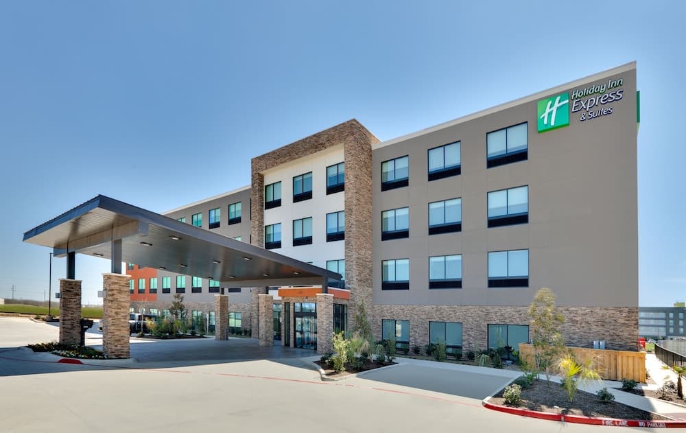 Holiday Inn Express & Suites Fort Worth North - Northlake  by IHG