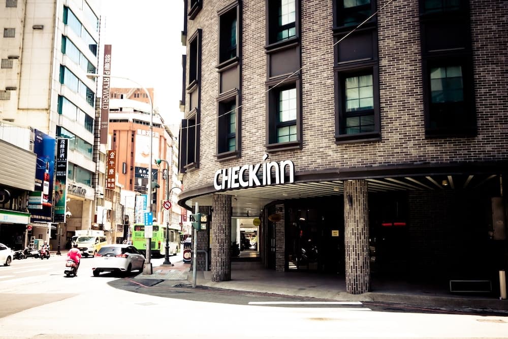 CHECK inn Taichung Ziyou
