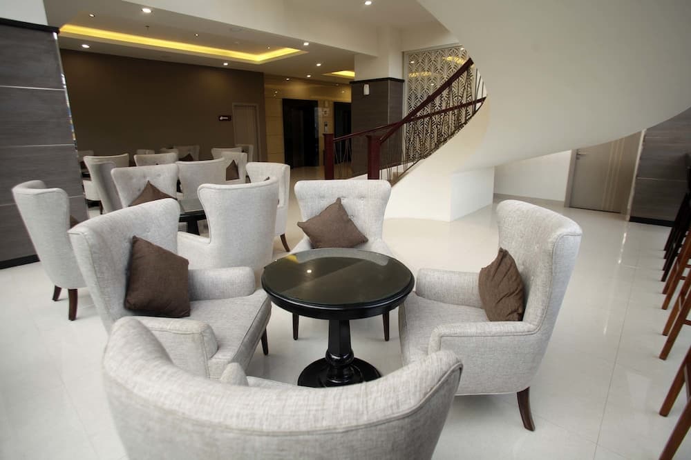 Lobi dinlenme salonu